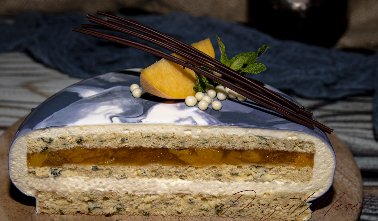 Citromos fehércsoki-mousse torta őszibarackkal
